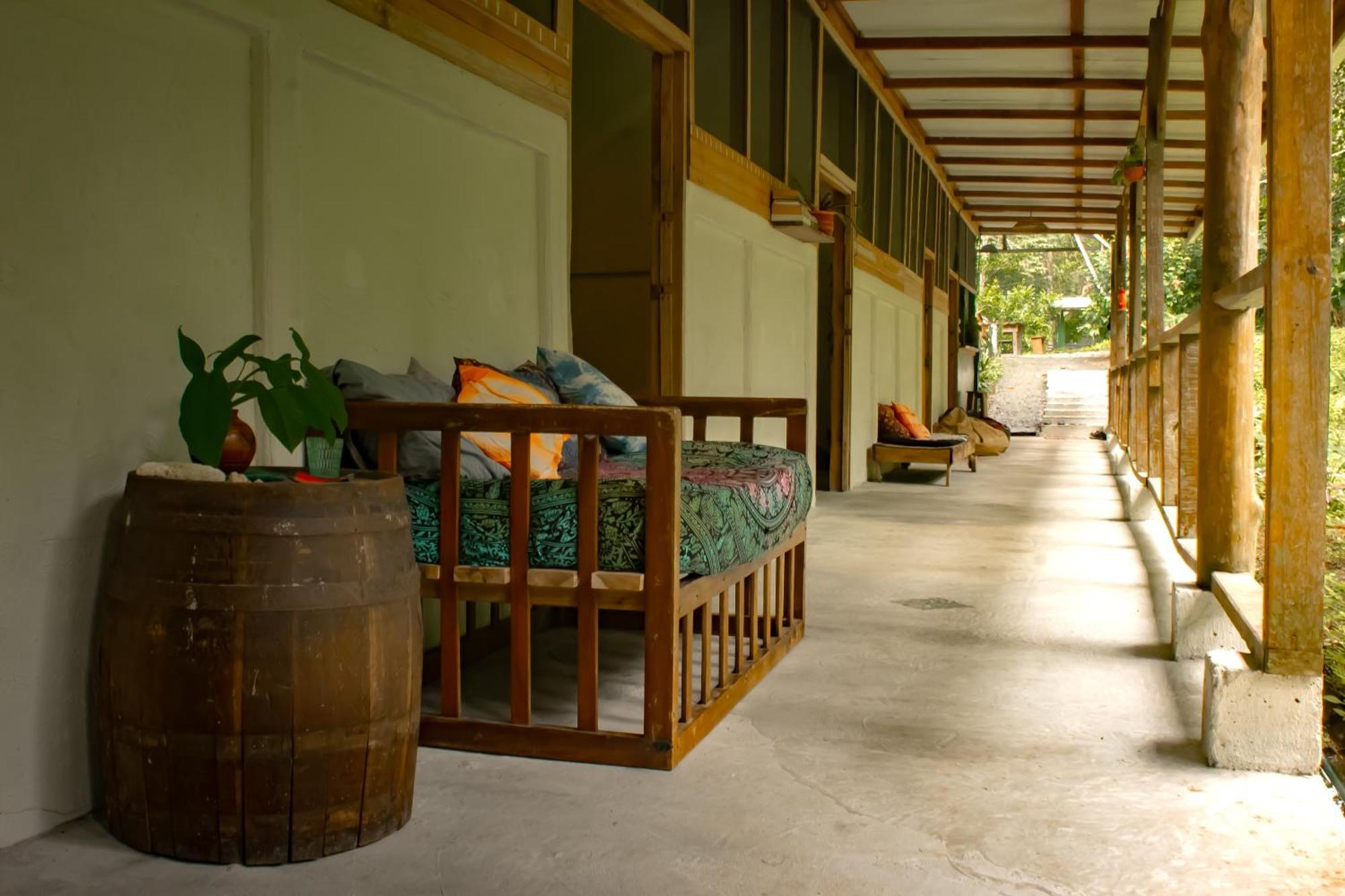 Smile Jungle Hostel Puerto Viejo de Talamanca Ngoại thất bức ảnh